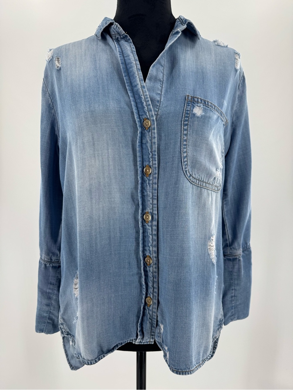 Bella Dahl Distressed Chambray Button Front Shirt Tencel XS